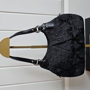 Coach Gramercy OP Art Top Handle Bag Quilted EUC Black